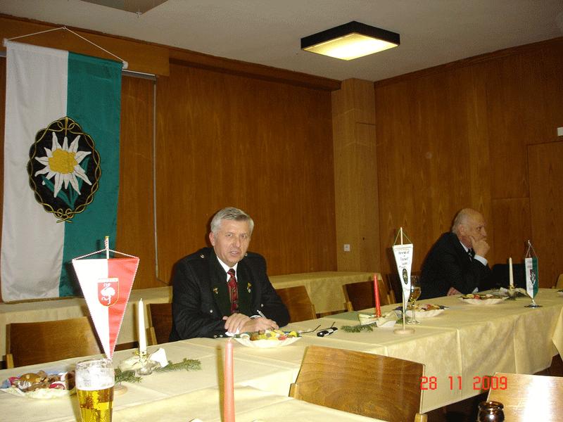 HR Dr. Kreutzwiesner und Bgdr iR Zimmermann.gif